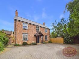 15a, Holmleigh Close, Northampton NN5 6JE