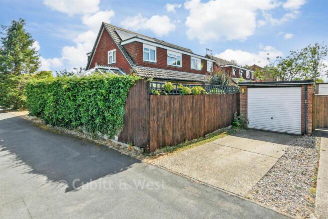 Driveway/Parking