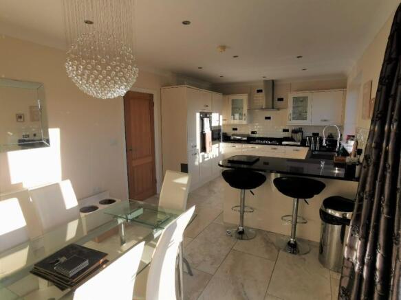 Dining Kitchen