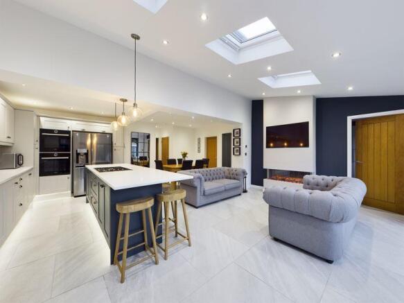 Kitchen/Living...
