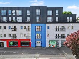 Flat 2, Auckland House, New Zealand Avenue, Walton-on-thames KT12 1PL