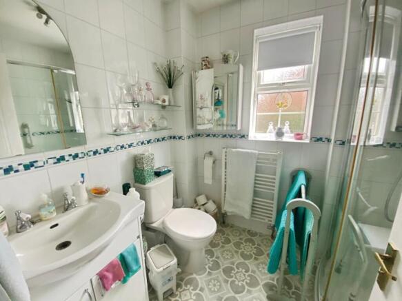 2 bed Bungalow for sale Image 10