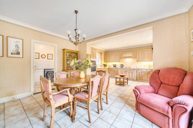 1329160186880ef800ff4e