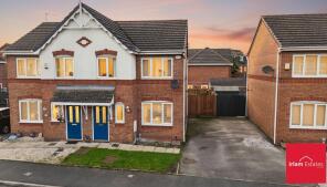 27, Rixtonleys Drive, Manchester M44 6RN