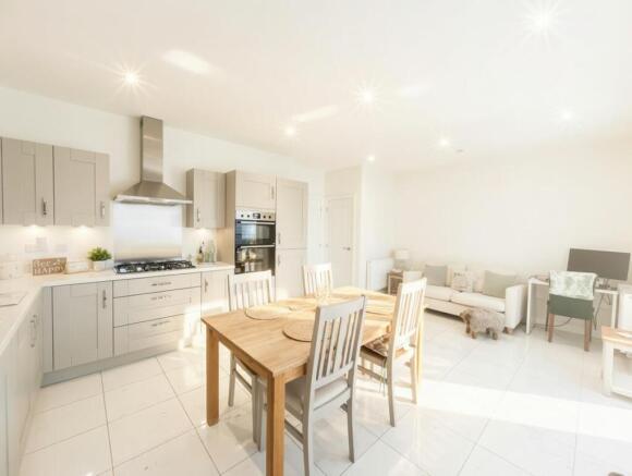 Kitchen / Diner