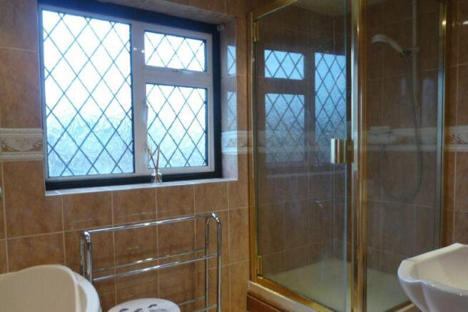 Ensuite Corner Bathr