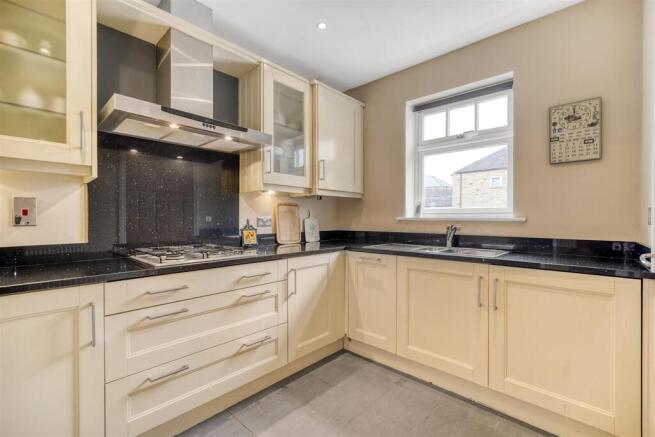 2 bed End of Terrace for sale Image 7