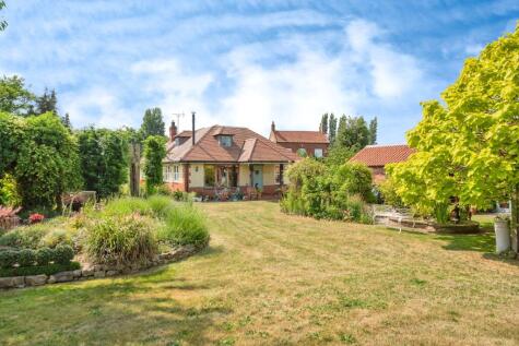 Low Road, Besthorpe, Newark, NG23