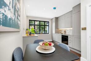 Flat 3, Nova House, Brondesbury Park, Kilburn, London NW6 7AT