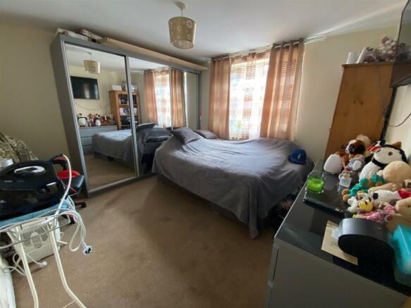 Living Room.jpg