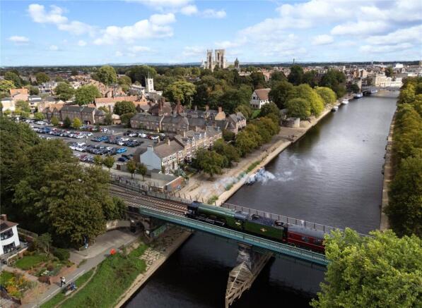 4 bed Terraced for sale in york