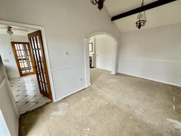 3 bed Detached Bungalow for sale Image 11
