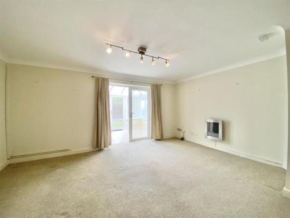 5 Hazel Court, Bedale photo 4