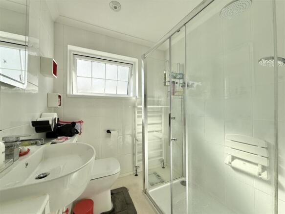 Shower Room.JPG