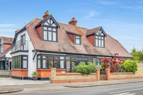 Parkanaur Avenue, Thorpe Bay, SS1