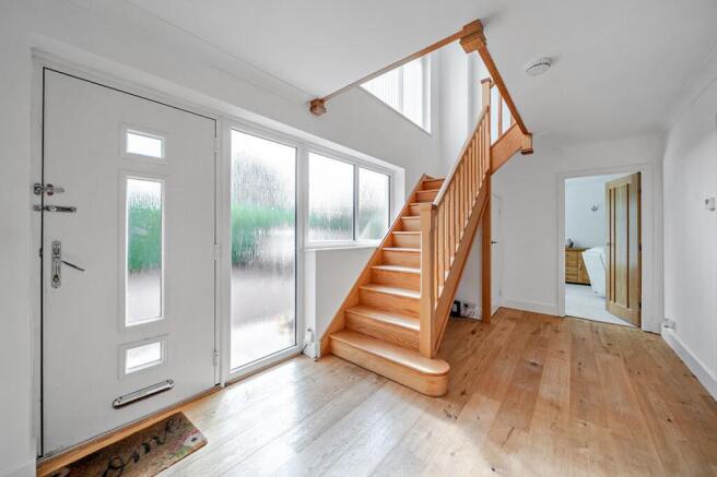 4 bed House for sale Image 4