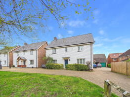 18, Warwick Road, Dunmow CM6 1GB