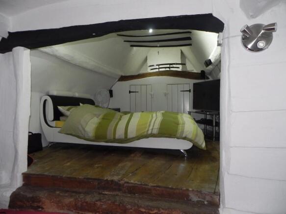 2nd floor bedroom