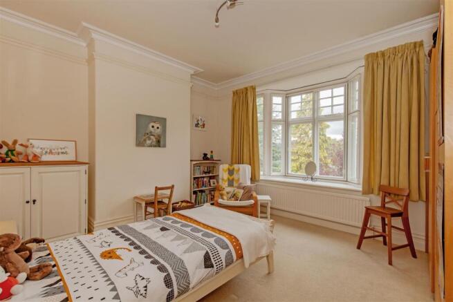 Bedroom 3-2.jpg