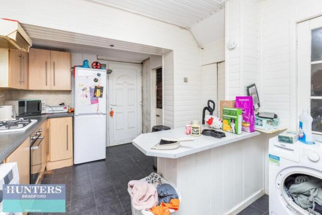 3 bed Semi-Detached for sale Image 4
