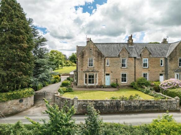 4 bed Country House for sale Image 11