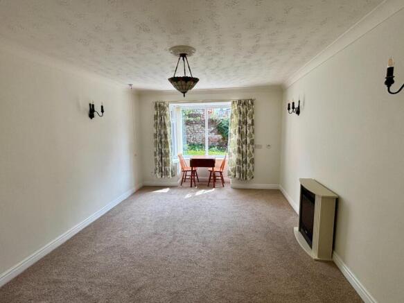 1 bed Apartment for sale Image 7