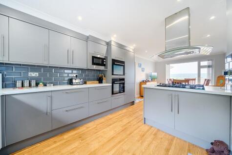 Cleave Road, Sticklepath, Barnstaple, Devon, EX31