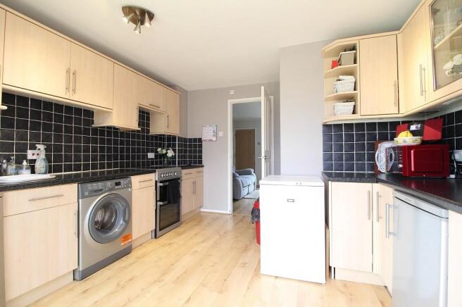 KitchenBreakfastRoom