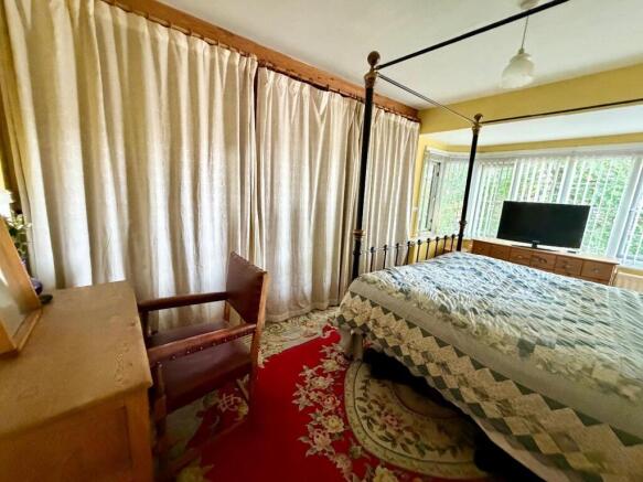 3 bed Semi-Detached for sale Image 7