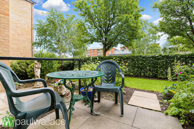 Direct Access to Communal Garden