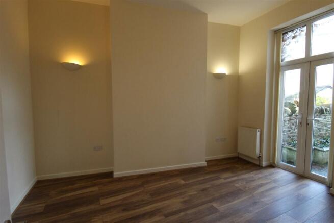 1 FP bedroom 2.JPG
