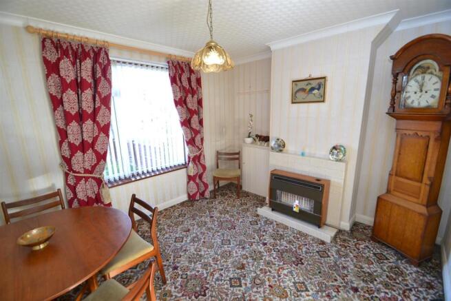 Dining Room.JPG