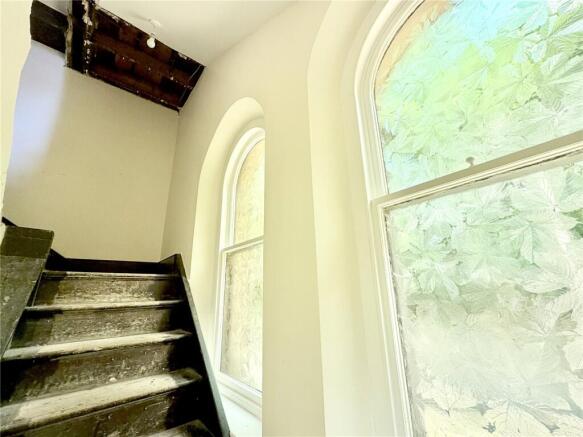 2 bed Flat for sale Image 10