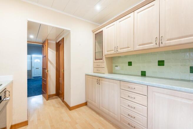 KITCHEN LEFT