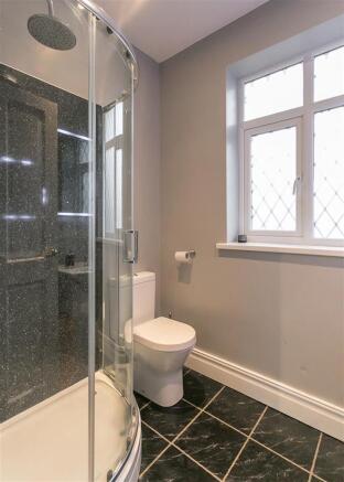 En-Suite (Bedroom Three)