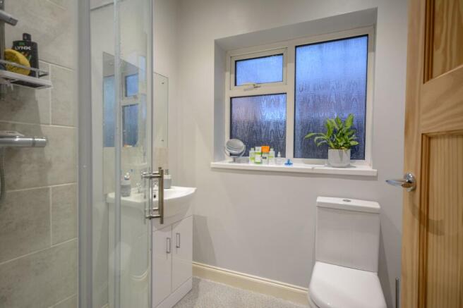 2 bed Semi-Detached Bungalow for sale Image 7