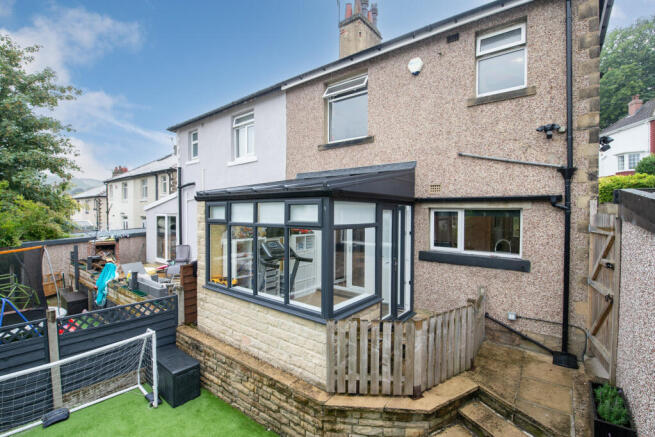 3 bed Semi-Detached for sale Image 5