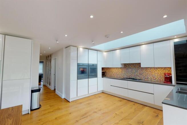 Kitchen.jpg