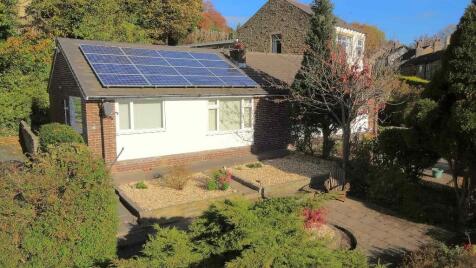 12 Lane Ends Green, Hipperholme, HX3 8EZ