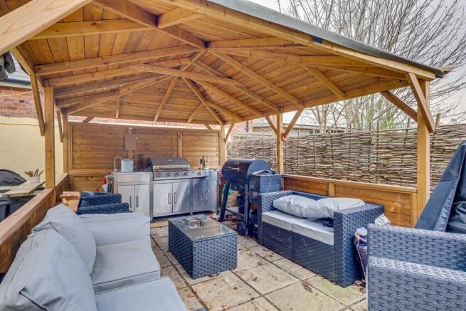 Oak View Cottage-...