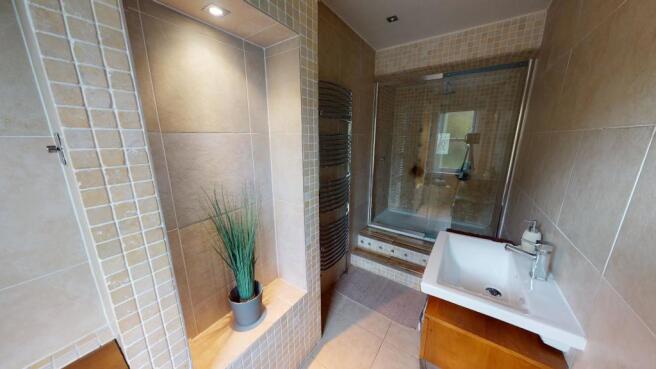 Prescot Road En Suite