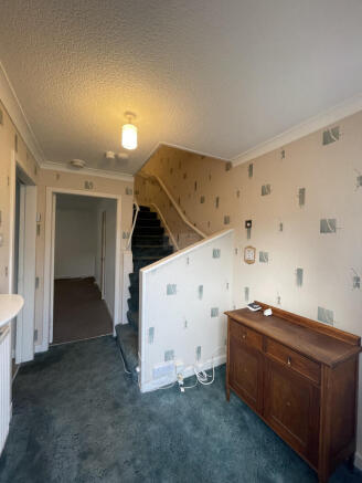 Entrance Hallway.JPG