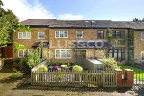 19, Moorlands Avenue, Mill Hill, London NW7 2DF