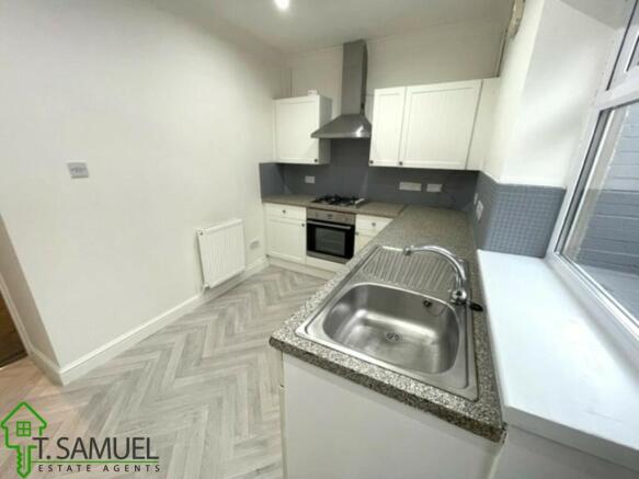 Kitchen e