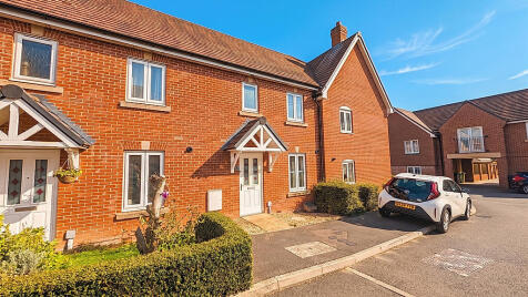 36 Hedley Way , Hailsham , BN27 3FZ