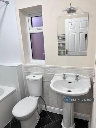 Main Bathroom