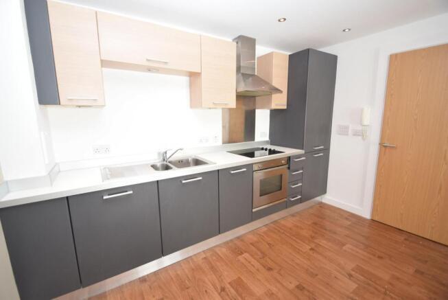 21896 STR-FAH10L1UGE IMG 04 0000 Max 656x437 T202512051025.jpg