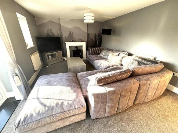 LOUNGE AREA.jpeg