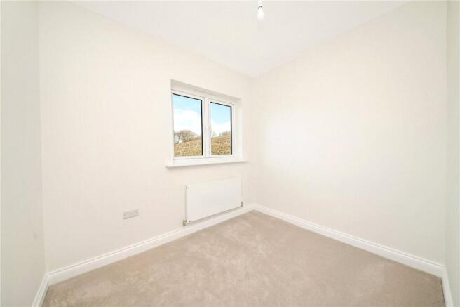 4 bed Detached for sale Image 11
