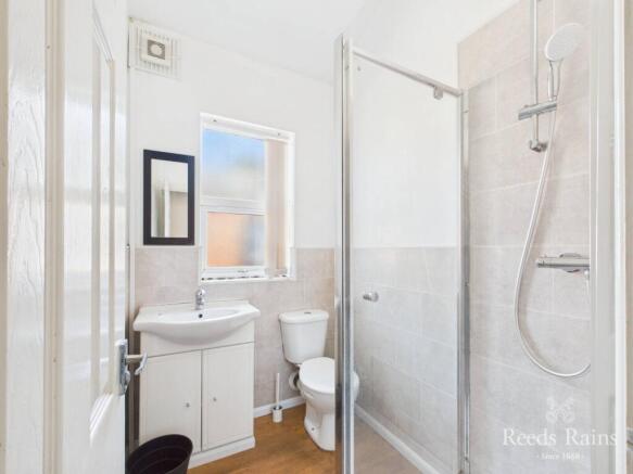 8 bed Semi-Detached for sale Image 9